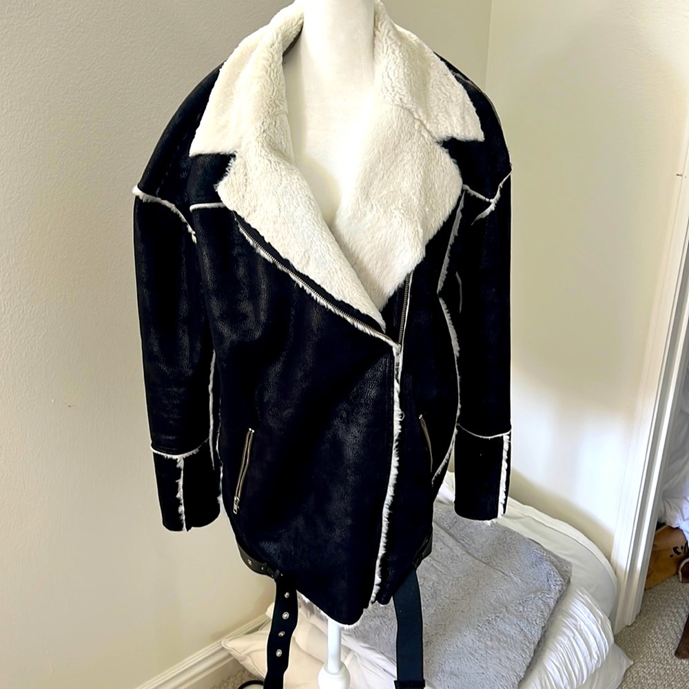 One Teaspson Sherling vegan leather jacket. Size small